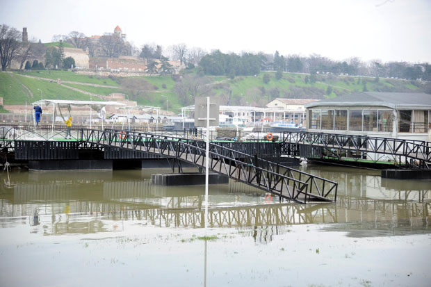 Сплавови још под кључем